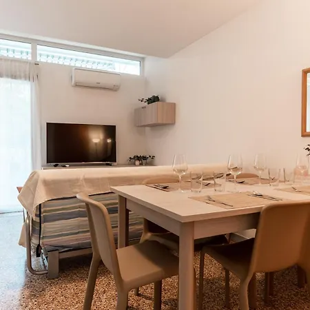 Apartment Centro Elegante Con Doppia Terrazza